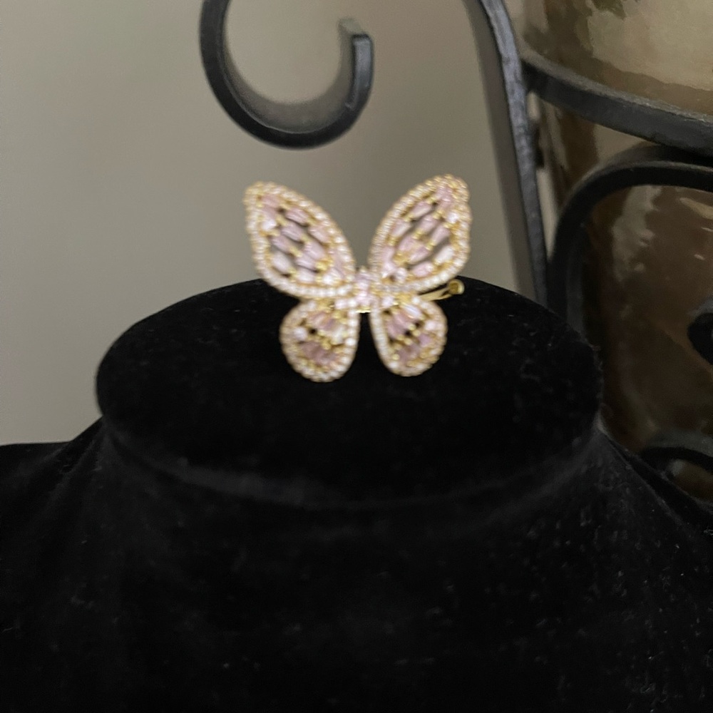 Treasure Jewels Butterfly ring